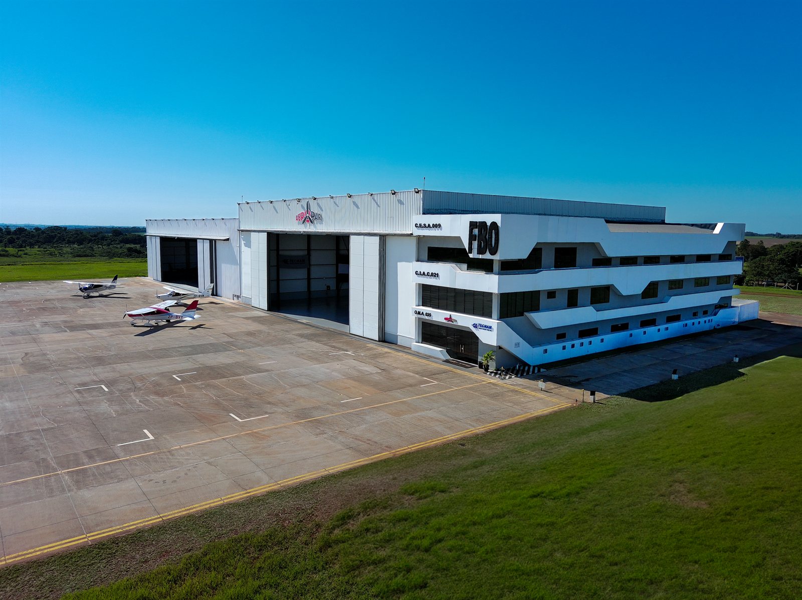 Hangar Aeropar